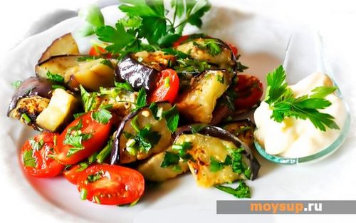 Салат из баклажанов с помидорами