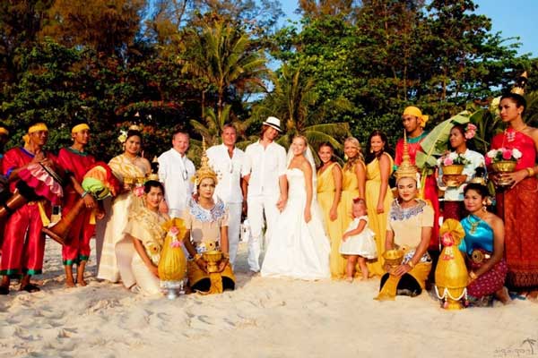 Свадьба в буддистском храме