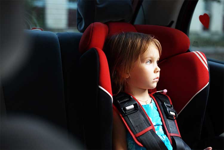 Лучшее кресло для ребенка в машину