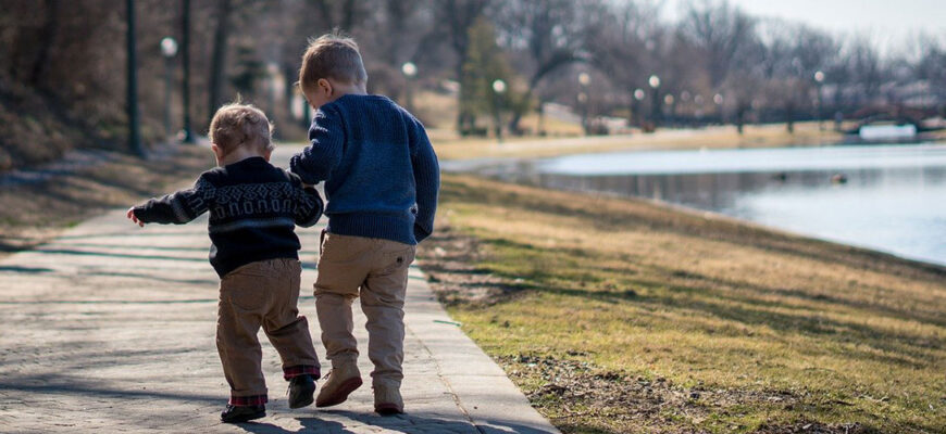Электронный браслет с GPS-трекером для ребенка. Стоит ли покупать и в каком возрасте?